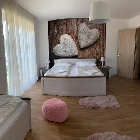 Apartman Snezenka Διαμέρισμα *
